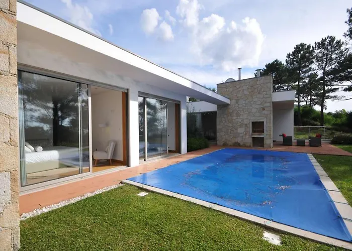 Superb 5 Bedrooms Lastello Great Sea & River Views Villa Caminha