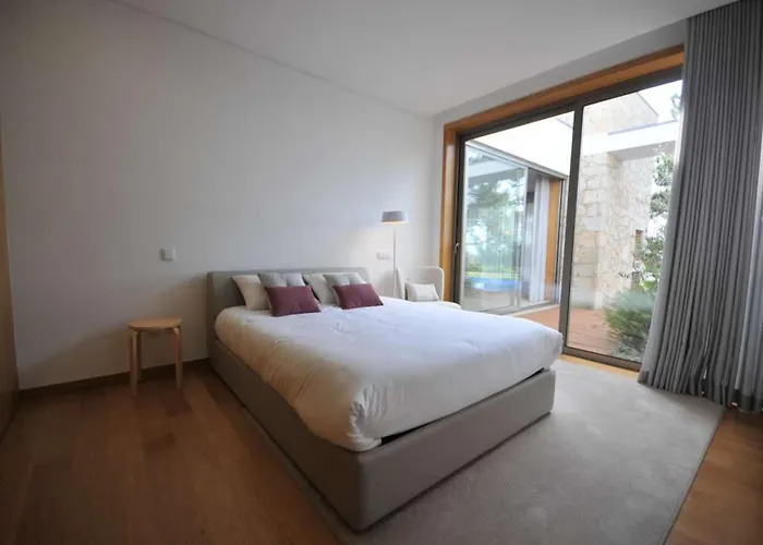 Villa Superb 5 Bedrooms Lastello Great Sea & River Views *