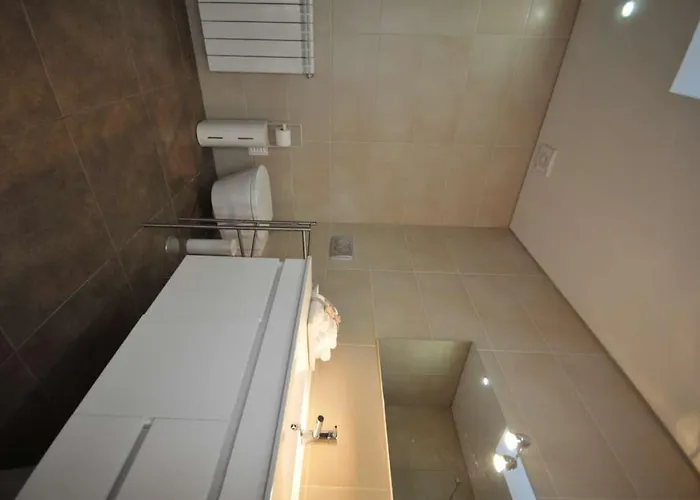 Superb 5 Bedrooms Lastello Great Sea & River Views