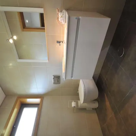 Superb 5 Bedrooms Lastello Great Sea & River Views 别墅