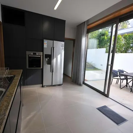 Superb 5 Bedrooms Lastello Great Sea & River Views 别墅 卡米尼亚