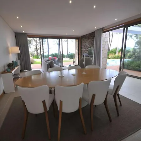 Superb 5 Bedrooms Lastello Great Sea & River Views 别墅 卡米尼亚
