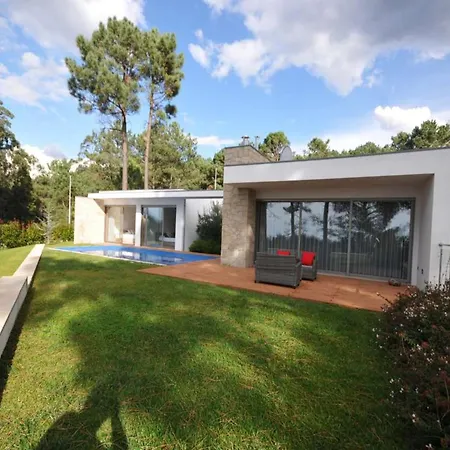 Vila Superb 5 Bedrooms Lastello Great Sea River Views Private Garden *
