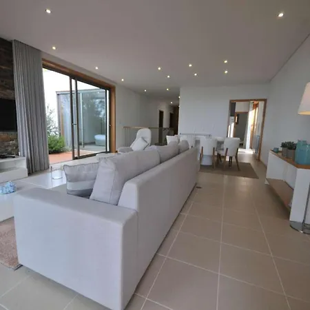 Superb 5 Bedrooms Lastello Great Sea River Views Private Garden Vila Caminha